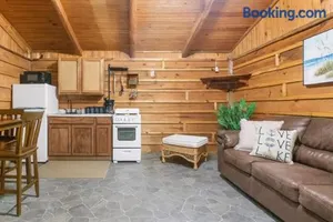 Image of Wooden suite #2