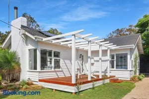 Image of Soak up Sorrento The Perfect Coastal Getaway