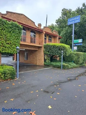 Image of Cathedral Motor Inn