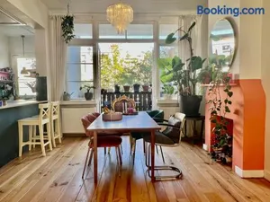 Image of IVY - Classical & modern apartment in lovely neighbourhood near beach