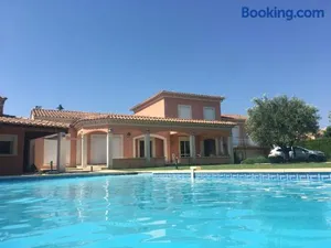 Image of Villa et maisonnette provençales