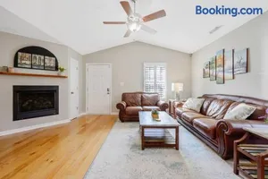 Image of Apex Comfort - Modern 3BR 2BA Home in Apex, NC