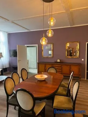 Image of Ferienwohnung Alte Schule 22 am Saseler Markt 2 Schlafzimmer & Bäder hochwertig