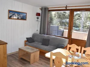 Image of Charmant 2 pièces avec terrasse, proche commerces et téléphérique, Pralognan-la-Vanoise - FR-1-464-92