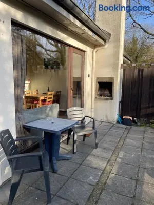 Image of Mooie bungalow in de prachtige natuur