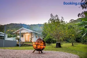 Image of The Poolhaus Retreat - Peaceful Private Studio