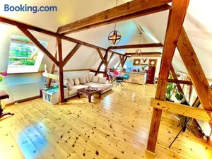 Image of Historisches Retro Loft 70m2 mit Garten & Seenähe