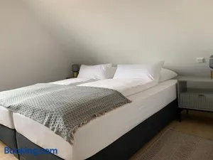 Image of Annas Nest