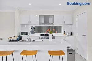 Image of Leppington Two-Level 4Br near Village & Woolworths