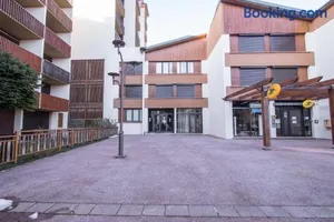 Image of Plaza Valberg centre studio cabine