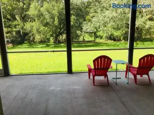 Image of Amazing Waterfront Apt near Disney and Lake Tohoa