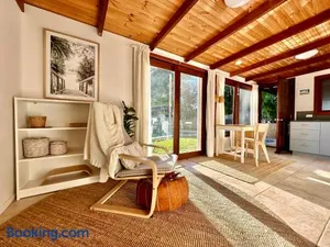 Image of Private Access Retreat 1 Queen Bedroom w Stunning Pool and Ocean Views