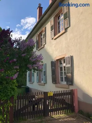 Image of Altes Schulhaus Mutschelbach