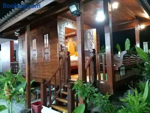Image of บ้านทะเลอิ่มเอม Bann Talay Im eimm
