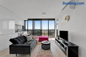 Image of Yarra House Apartment with stunning views
