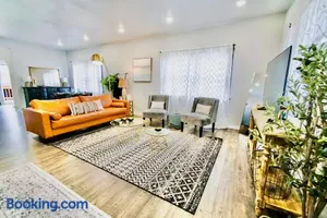 Image of Downtown Albany Boho Inn