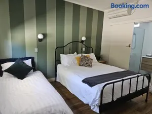 Image of The Robinhood Inn - Drouin