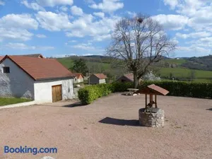 Image of Maison indépendante avec cheminée et jardin clos - Montagne Bourbonnaise, proche randonnées et Vichy - FR-1-489-280