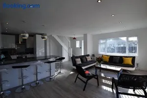 Image of South Coast Haven Apartments