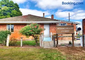 Image of Warradale Lodge and Mini Golf