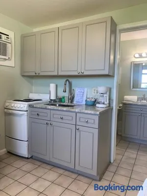 Image of Sea Aire Oceanfront Inn