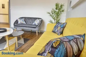 Image of ❂ Les Logis de la Trémoille ❂ Cozy ❂ Netflix ❂