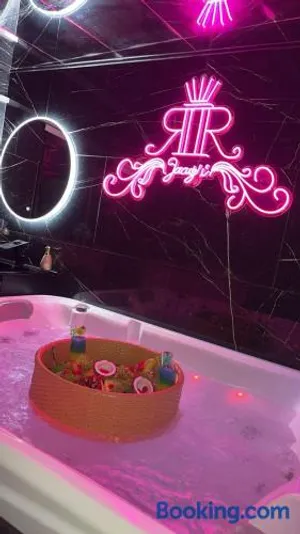 Image of RR Jacuzzi