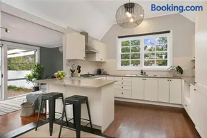 Image of Hideaway Cottage - Your Southern Highlands Escape