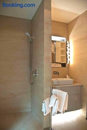 Image of Exklusive 2-Zimmer-Wohnung am Schloss Bensberg