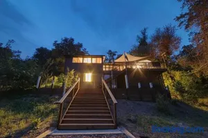 Image of Rivers Breeze Relaxing Riverside Cabin With Private Suite Kayaks