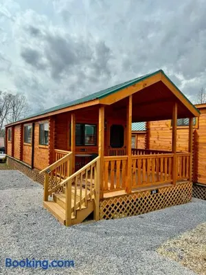 Image of 1 Bedroom Log Cabin on Lake James-Private Resort Amenities