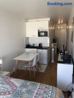Image of Nice flat St Germain en Laye centre 30 minutes to Paris