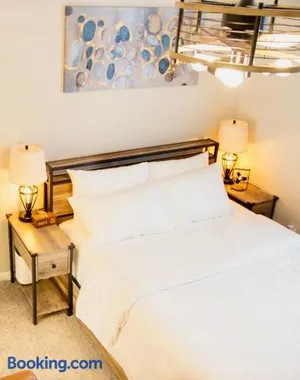 Image of HomeTel Premium Guest Suite w/ Private Entrance