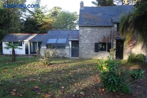 Image of Ty Gwenn, dans un parc boisé, la plage à vos pieds