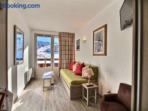 Image of Appartement rénové 4 pers. ski aux pieds - FR-1-455-113