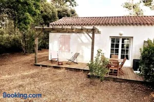 Image of Villa 4 pers. avec piscine commune proche mer