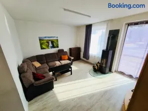 Image of Großartige 3 Zimmer Ferienwohnung mit Kamin und Garten für 1-6 Personen