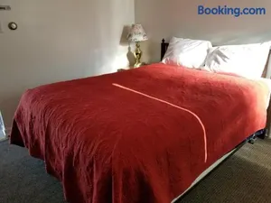 Image of River Inn by Niagara Falls