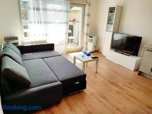 Image of Cozy Sunshine Apartment with Balcony 4 persons max