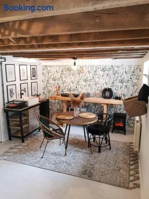 Image of Studio de charme proche de la gare, et du centre ville