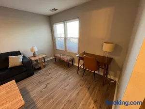 Image of Aksarben Living-Cozy 1 BDRM 1 BA