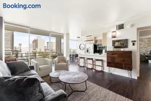 Image of Panorama Place