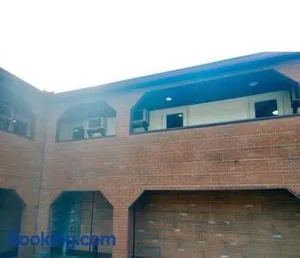 Image of Kingston Station - 10