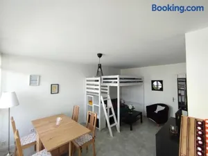 Image of Studio tout confort très calme avec balcon