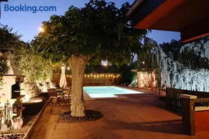 Image of El Cedre Blau Vivienda con piscina en Granollers