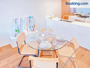 Image of Mascot Cozy Apartment + Free Parking