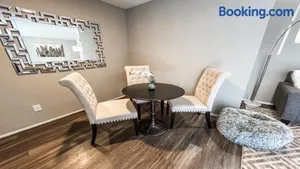 Image of Charming 1BR Oasis, Private Patio & Resort Pool