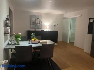 Image of Tritt ein bring Glück herein - Exquisite 75 qm - Messenähe - Parkplatz - Flughafennähe