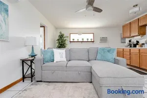 Image of Only 5 Blocks to the Beach!