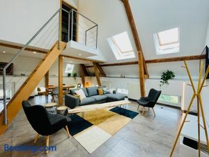 Image of Duplex + parking gratuit facile